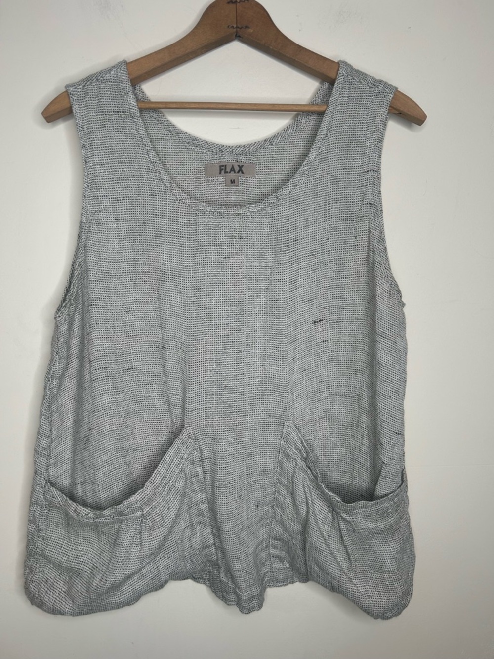 Flax Blousy Black Cream 100% Linen Tank Top Pockets Size M